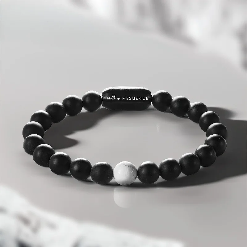 High-Quality Men's Bracelets for Special Gifts-Black Onyx and Howlite Bracelet With MagSnap 2