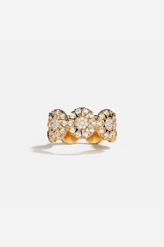 Chic Women's Rings for Fashion-Forward Looks-Soleil Ring