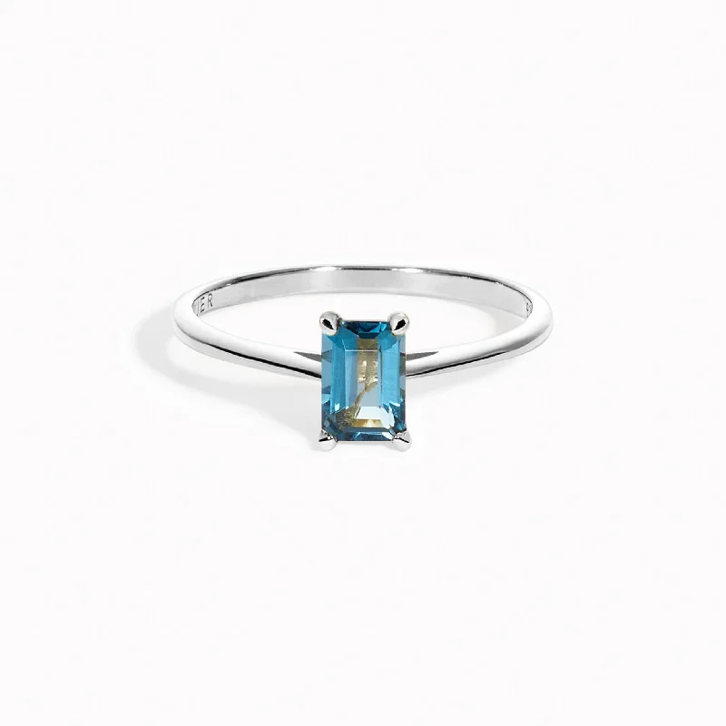 Chic Women's Rings for Fashion-Forward Looks-Baguette Ring London Blue Topaz Silver - Charlotte Chic Women's Rings for Fashion-Forward Looks-Baguette Ring London Blue Topaz Silver - Charlotte