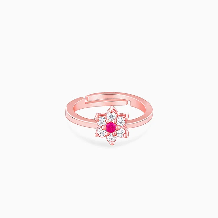 Chic Women's Rings for Fashion-Forward Looks-Rose Gold Flower Power Ring