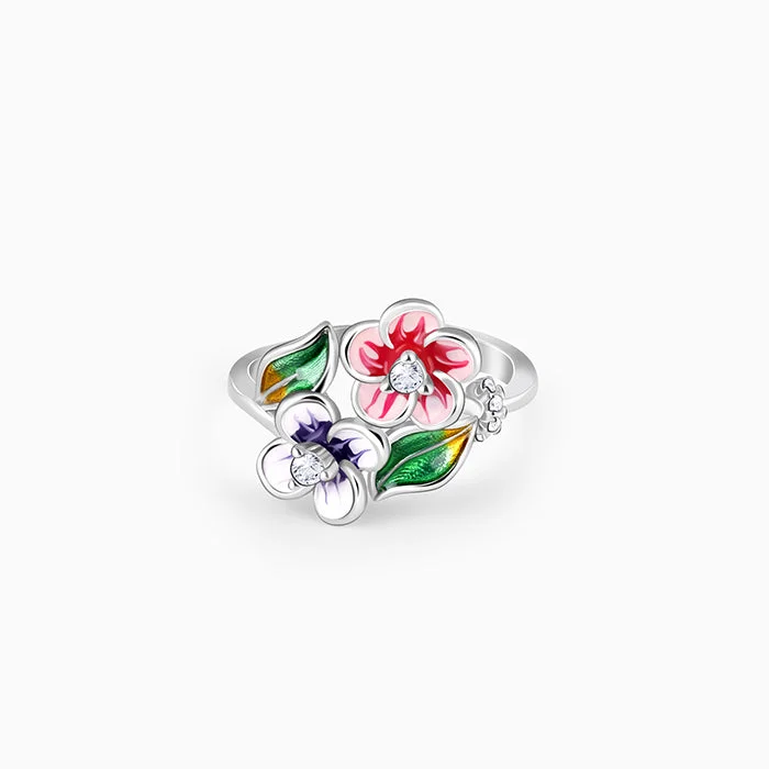 Chic Women's Rings for Fashion-Forward Looks-Silver Sparkle And Bloom Ring