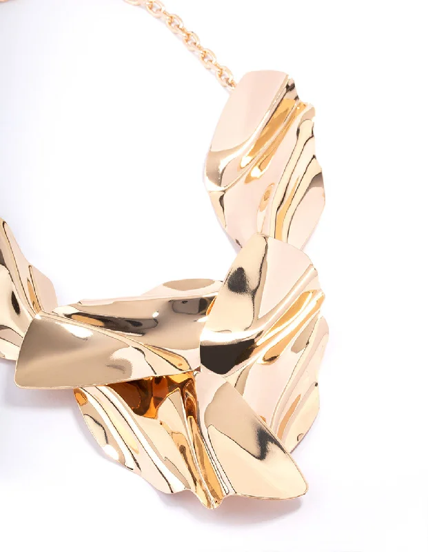 Shop Classic Women's Necklaces & Pendants with a Modern Twist-Gold Abstract Disc Short Necklace Shop Classic Women's Necklaces & Pendants with a Modern Twist-Gold Abstract Disc Short Necklace