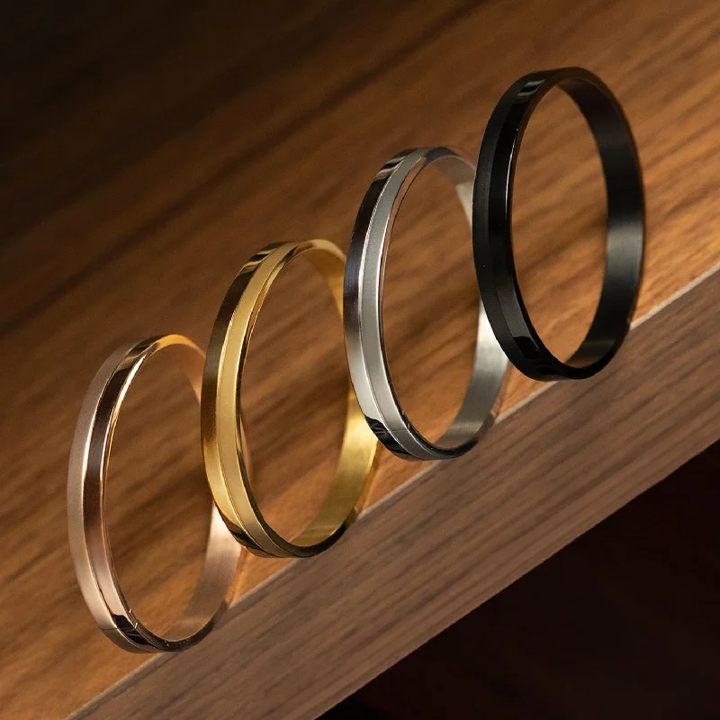 Top Men's Rings – Crafted for Every Style  Dual Finish Kada Bracelet