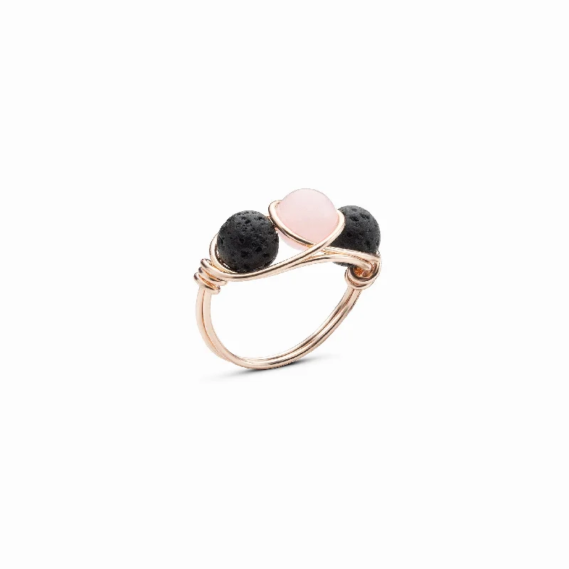 Chic Women's Rings for Fashion-Forward Looks-Rose Quartz Diffuser Ring