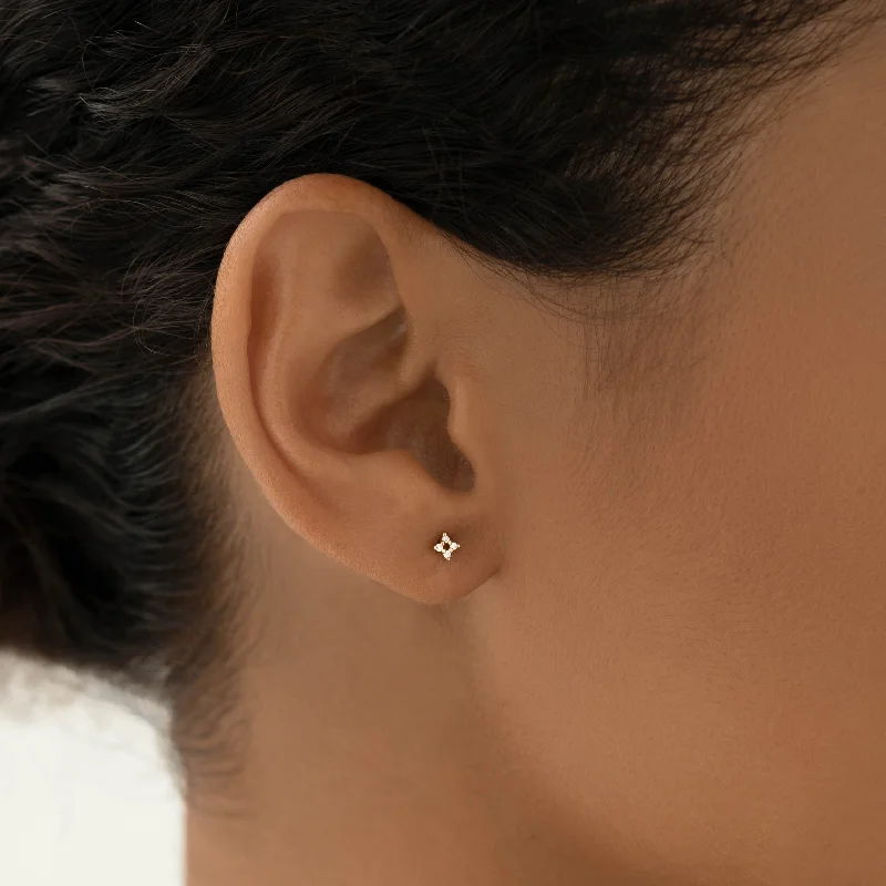 Women's Earrings – Elegant Designs for Every Personality--Diamond Star Earrings 14k Gold - Elettra Women's Earrings – Elegant Designs for Every Personality--Diamond Star Earrings 14k Gold - Elettra