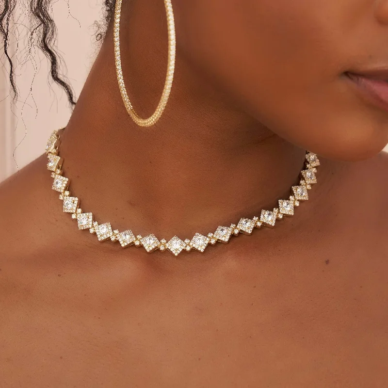 Shop Classic Women's  Necklaces & Pendants with a Modern Twist-Cloister Link Necklace in Yellow Gold