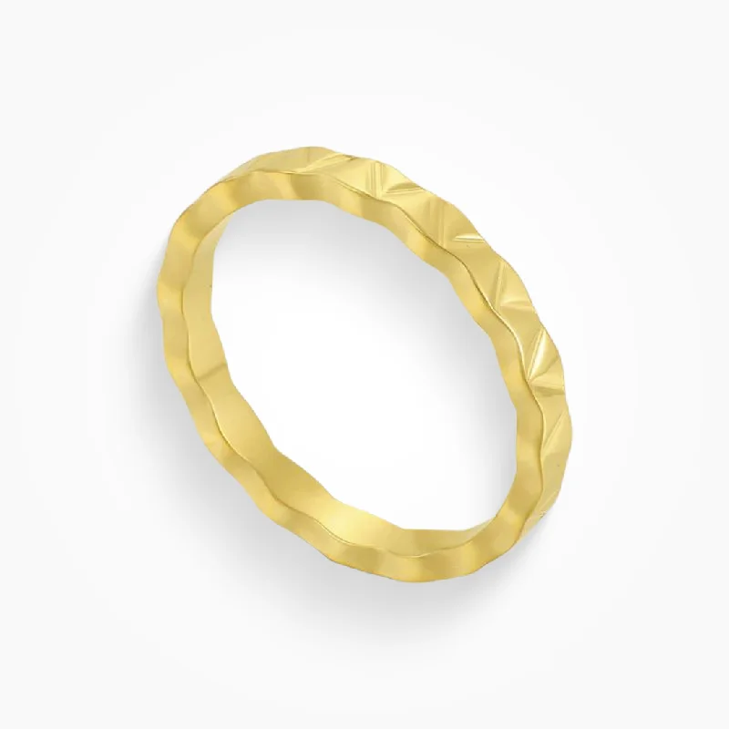 Chic Women's Rings for Fashion-Forward Looks-Casablanca Ring