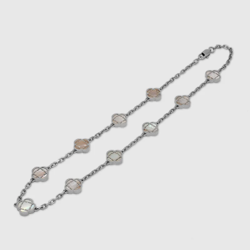Exclusive Men's Necklaces & Pendants for the Modern Gentleman-White Clover Stone Necklace (Silver) Exclusive Men's Necklaces & Pendants for the Modern Gentleman-White Clover Stone Necklace (Silver)