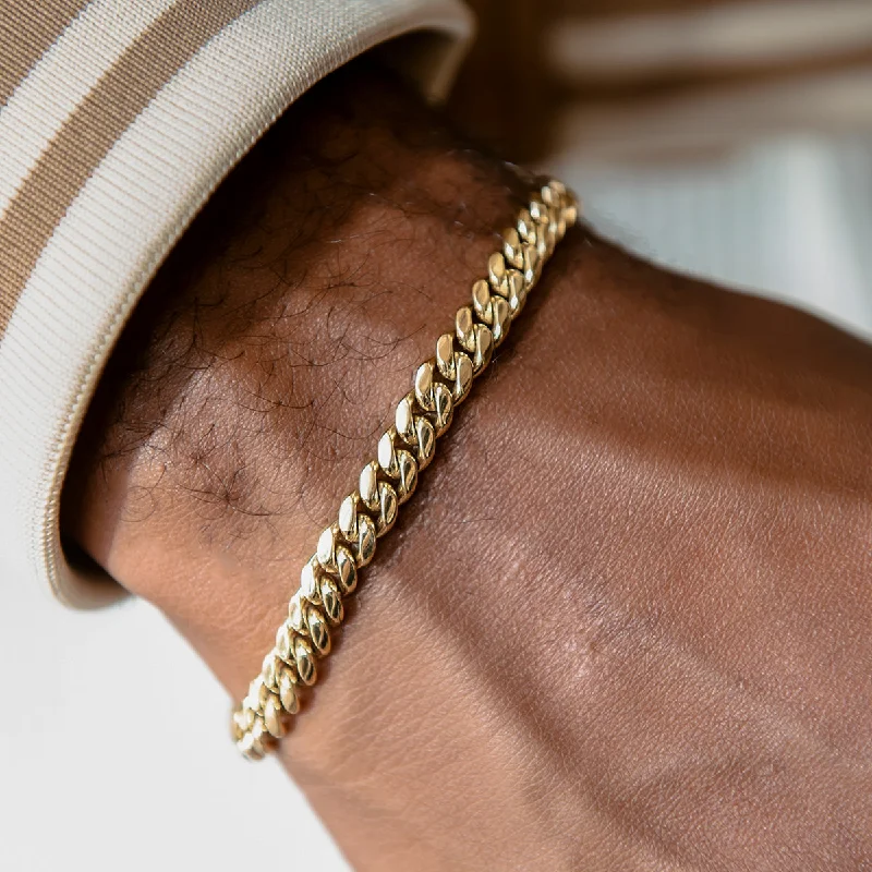 High-Quality Men's Bracelets for Special Gifts-Miami Cuban Bracelet in Yellow Gold- 6mm