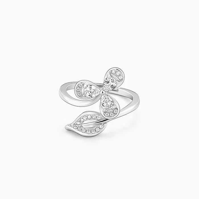 Chic Women's Rings for Fashion-Forward Looks-Silver Iris Flower Ring