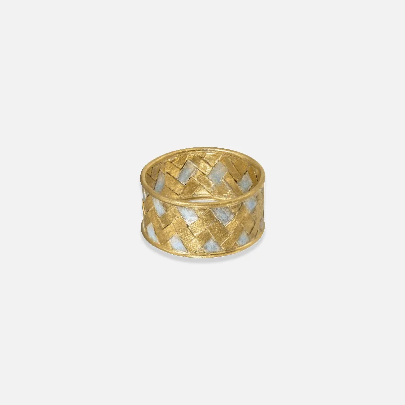 Chic Women's Rings for Fashion-Forward Looks-Woven Ring