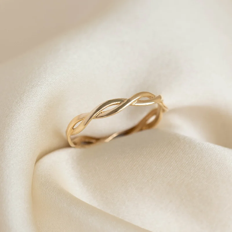 Chic Women's Rings for Fashion-Forward Looks-Twist Ring 14k Gold - Liana