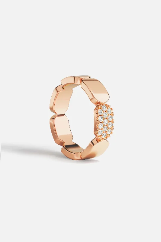 Chic Women's Rings for Fashion-Forward Looks-Dainty Rose Gold Ring