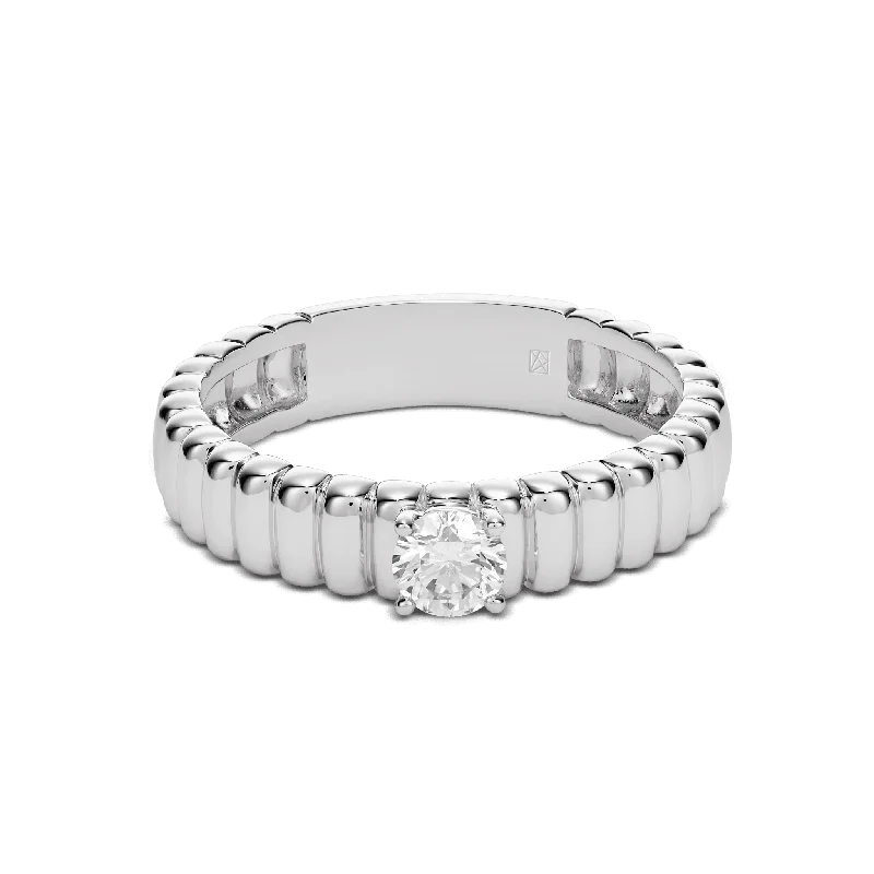 Chic Women's Rings for Fashion-Forward Looks-The Poet Ring