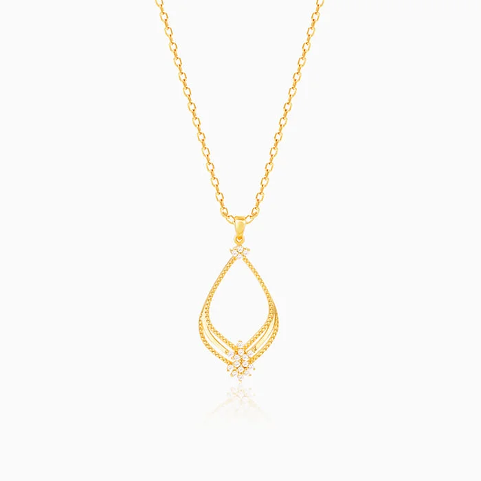 Shop Classic Women's  Necklaces & Pendants with a Modern Twist-Golden Princess Pendant With Link Chain