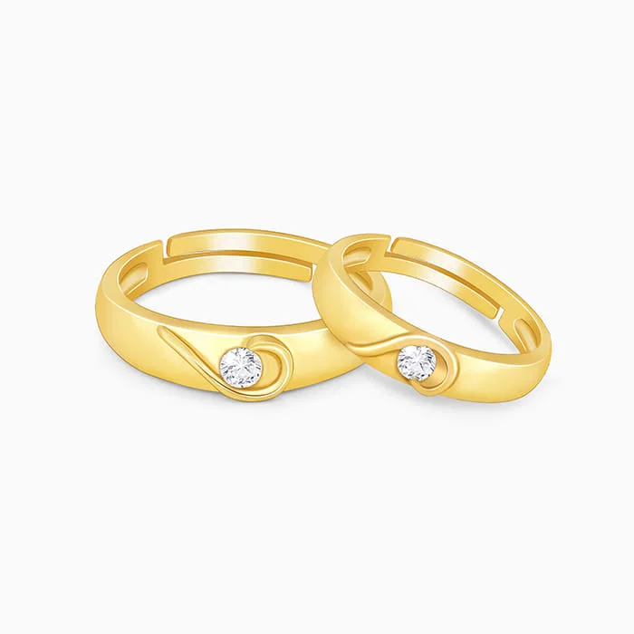 Chic Women's Rings for Fashion-Forward Looks-Golden Superstar Couple Rings