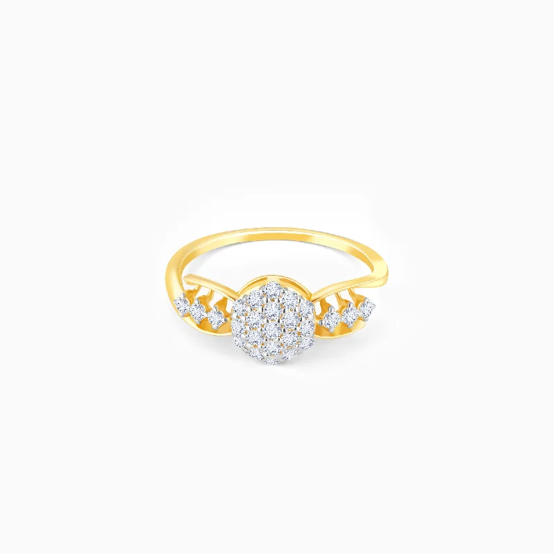 Chic Women's Rings for Fashion-Forward Looks-Gold Shining Cluster Diamond Ring