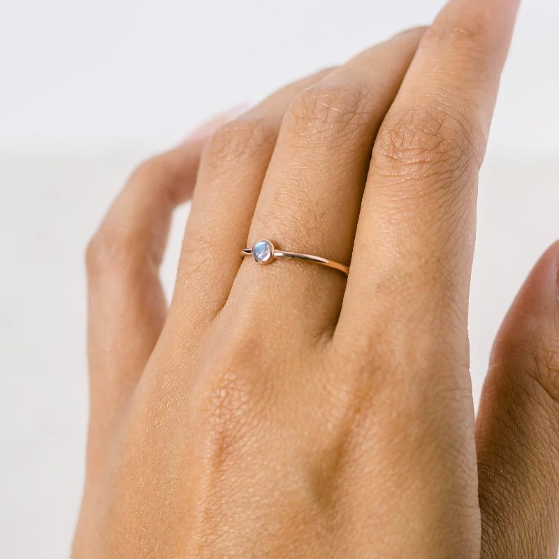 Chic Women's Rings for Fashion-Forward Looks-Labradorite Rose Gold Ring