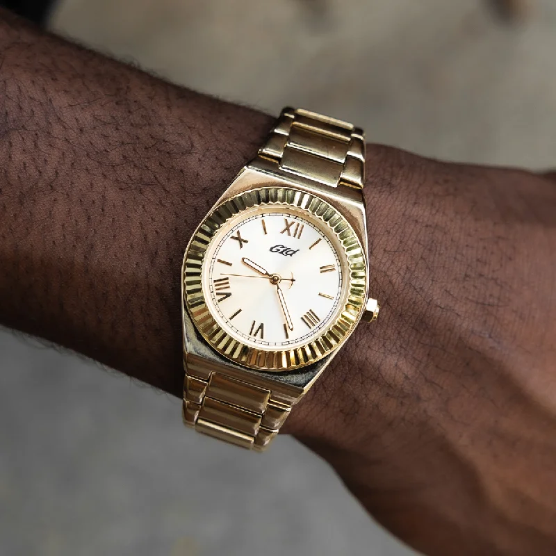 Men's Watches with Digital Display-36MM Fluted Bezel Alpha Era® in Yellow Gold