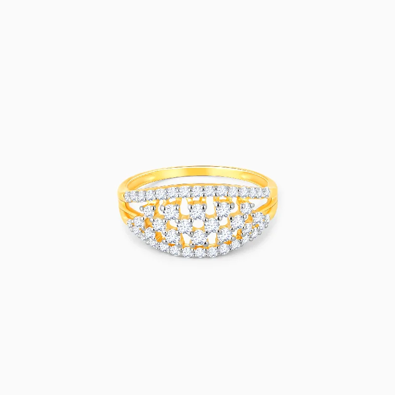 Chic Women's Rings for Fashion-Forward Looks-Gold Beauty Of Life Diamond Ring