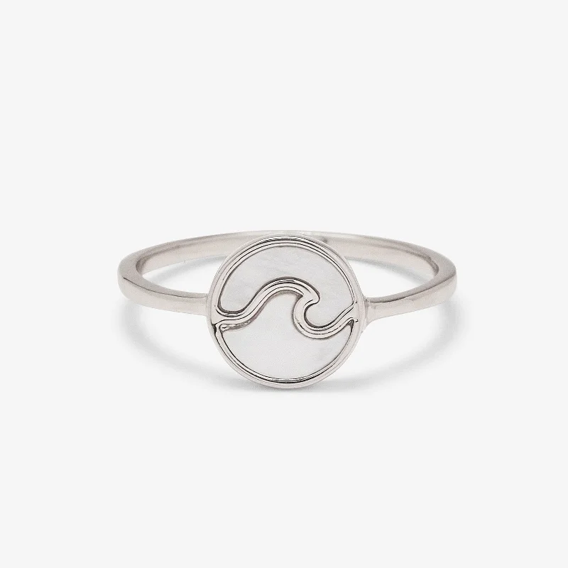 Chic Women's Rings for Fashion-Forward Looks-Encinitas Ring
