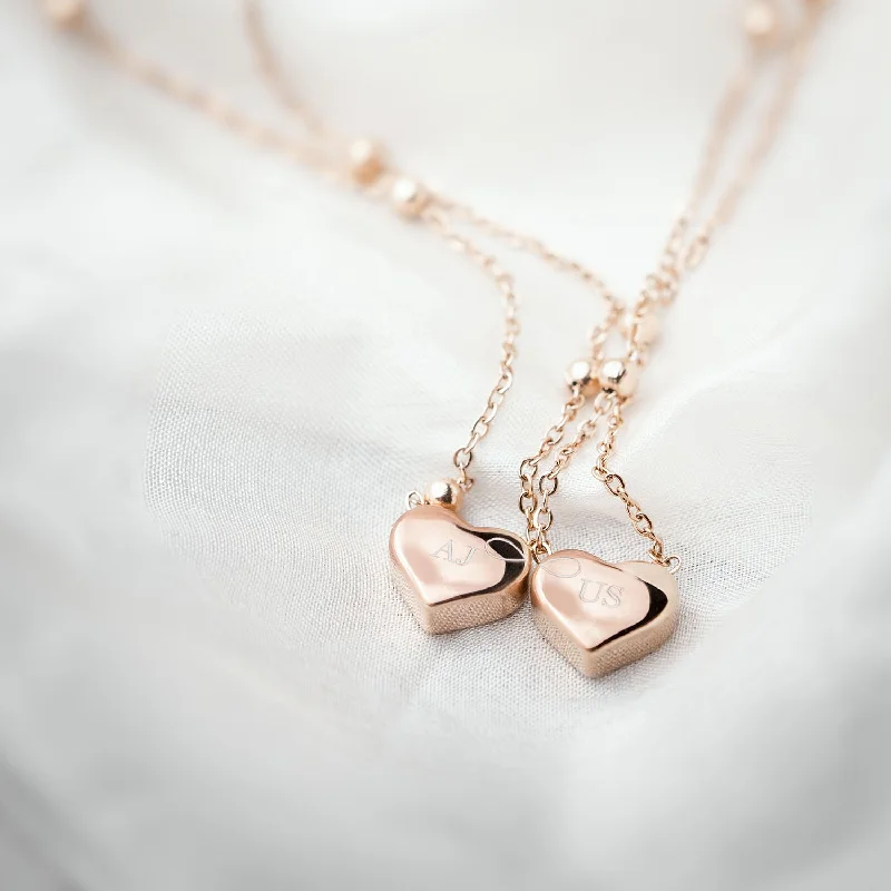 Chic Women's Rings for Fashion-Forward Looks-Personalised Paris Heart Besties Pair Necklace