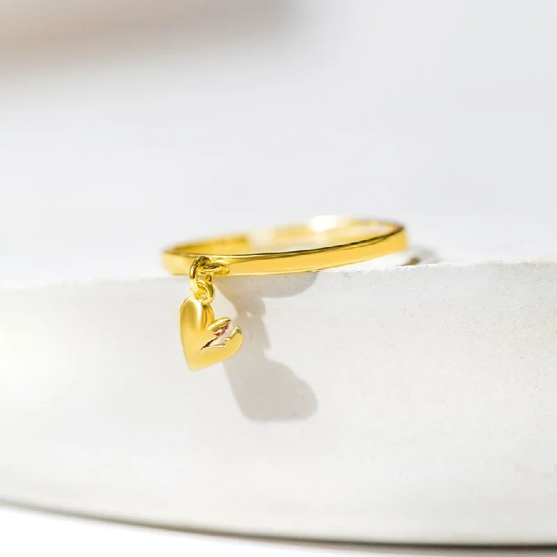Chic Women's Rings for Fashion-Forward Looks-Mending Heart Charm Ring - Gold