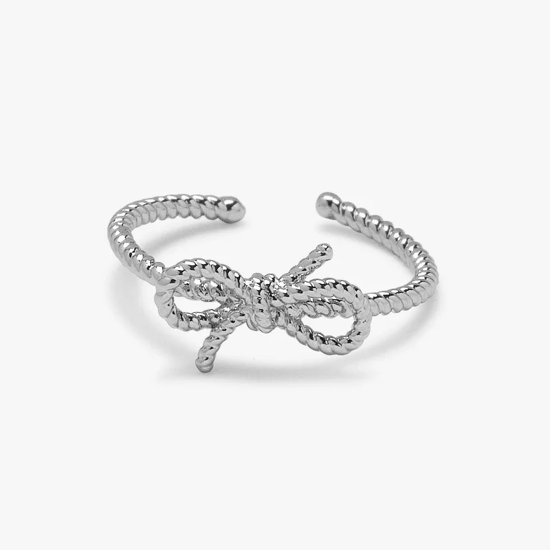 Chic Women's Rings for Fashion-Forward Looks-Twisted Knot Toe Ring