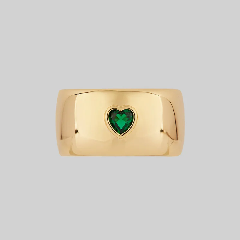 Chic Women's Rings for Fashion-Forward Looks-CANDICE. Green Heart Chunky Band Ring - Gold