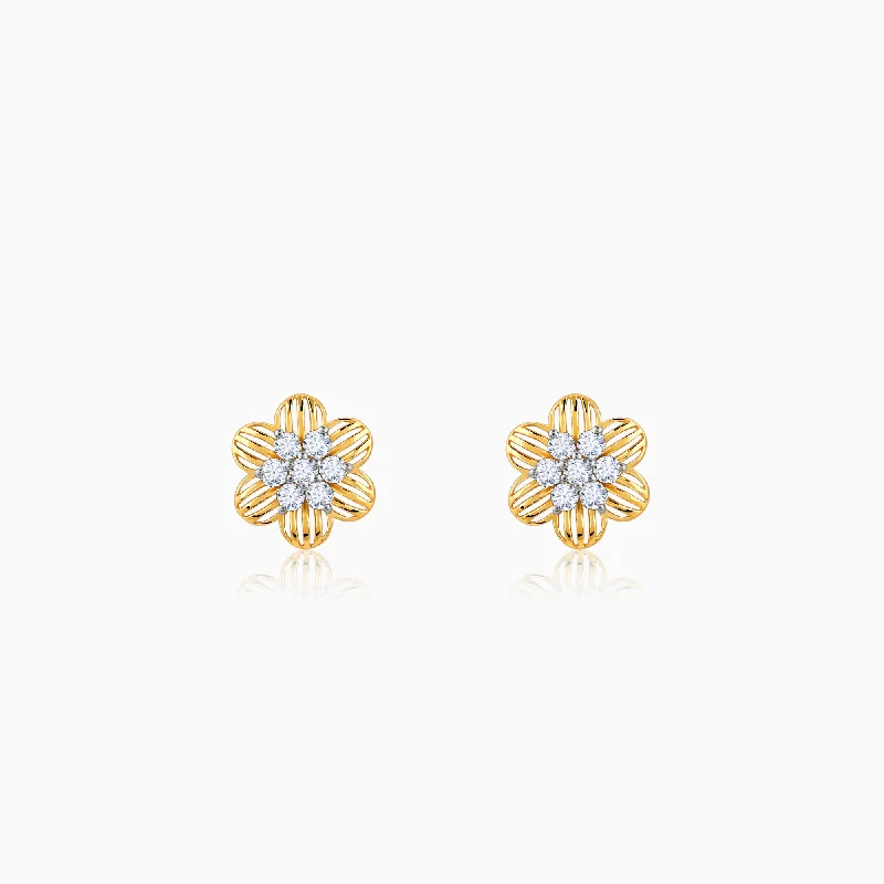 Women's Earrings – Elegant Designs for Every Personality--Gold Pretty Floral Diamond Earrings Women's Earrings – Elegant Designs for Every Personality--Gold Pretty Floral Diamond Earrings