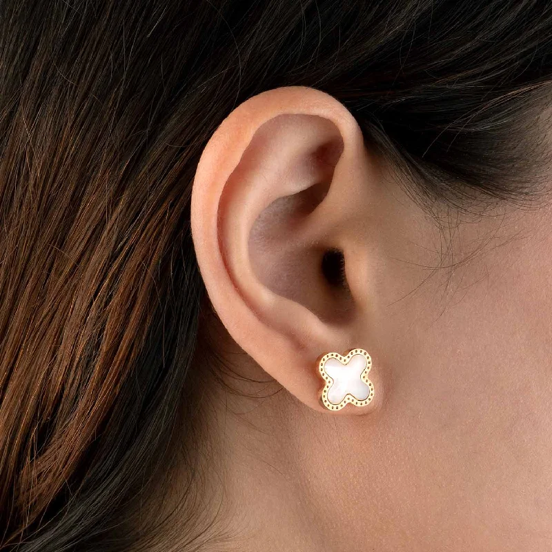 Women's Earrings – Elegant Designs for Every Personality--White Clover Stud Earrings Women's Earrings – Elegant Designs for Every Personality--White Clover Stud Earrings