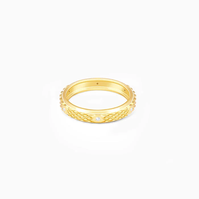 Chic Women's Rings for Fashion-Forward Looks-Golden Elegant Pattern Ring Band For Her