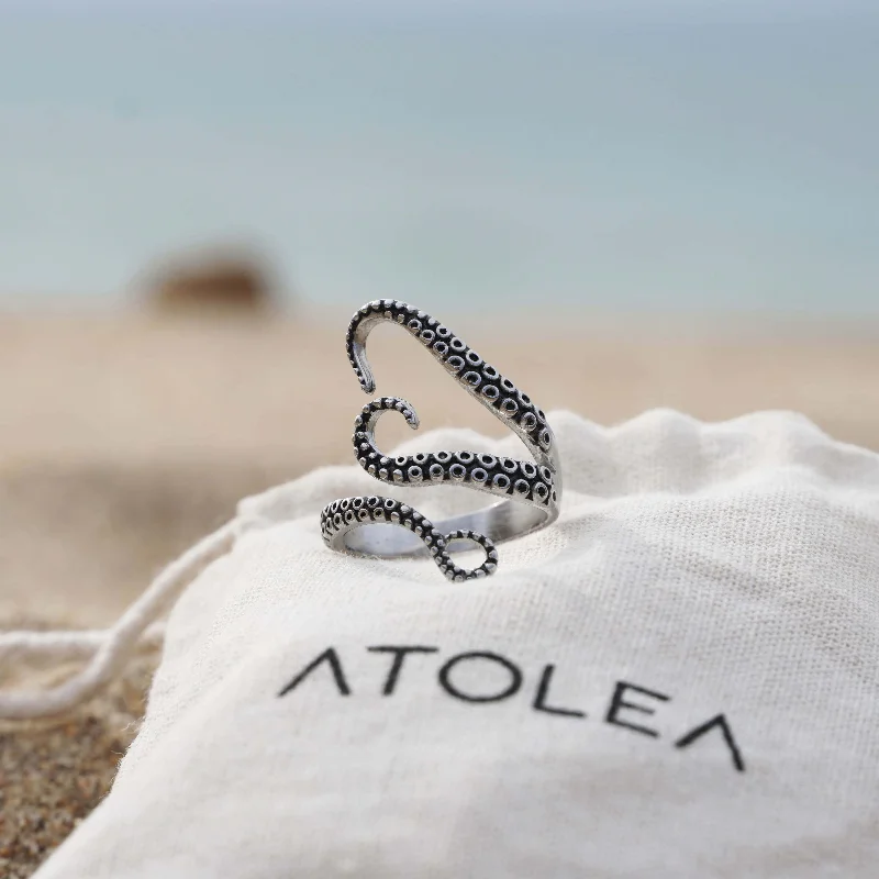 Chic Women's Rings for Fashion-Forward Looks-Octopus Ring