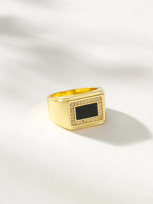 Chic Women's Rings for Fashion-Forward Looks-Royal Onyx Ring