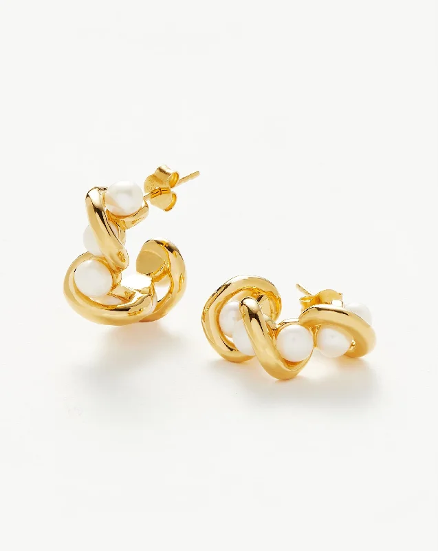 Women's Earrings – Elegant Designs for Every Personality--Molten Pearl Twisted Mini Double Hoop Earrings Women's Earrings – Elegant Designs for Every Personality--Molten Pearl Twisted Mini Double Hoop Earrings