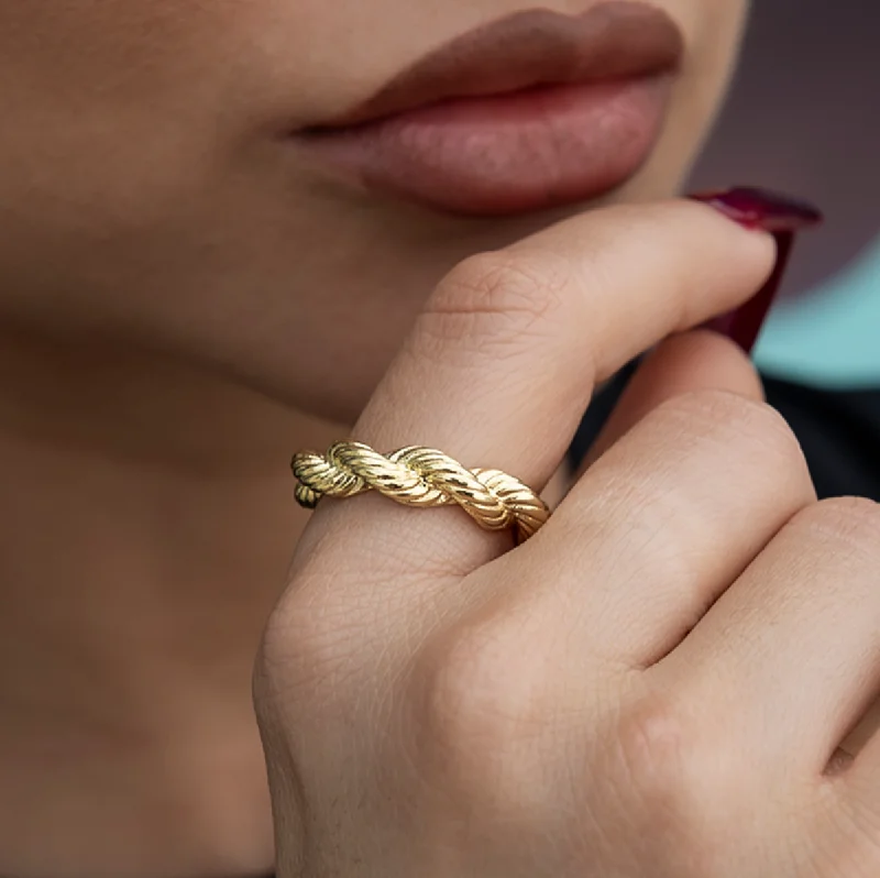 Chic Women's Rings for Fashion-Forward Looks-6MM Rope Ring in Yellow Gold
