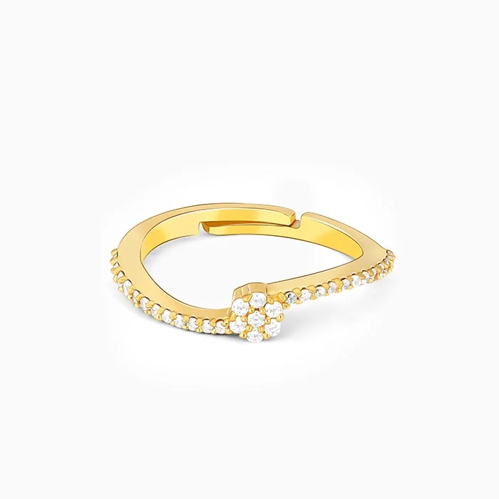 Chic Women's Rings for Fashion-Forward Looks-Golden Mystical Beauty Ring