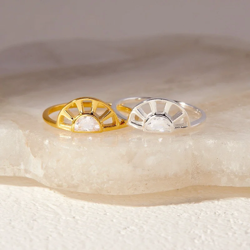 Chic Women's Rings for Fashion-Forward Looks-Daybreak Ring
