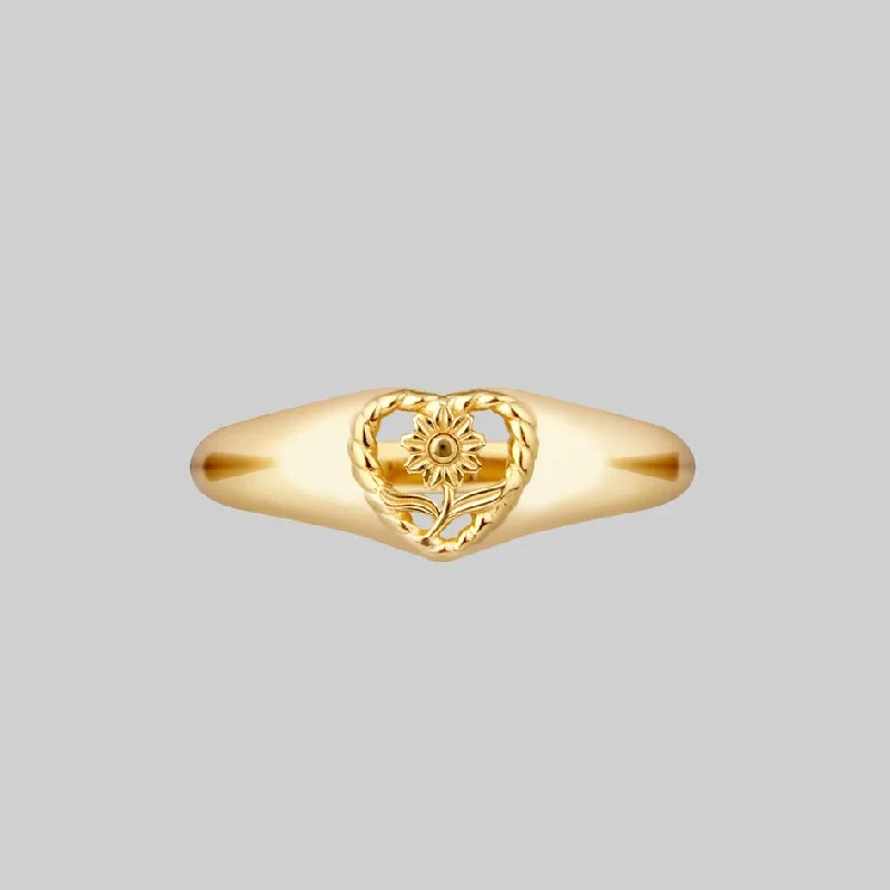 Chic Women's Rings for Fashion-Forward Looks-APRIL. Sunflower Heart Ring - Gold