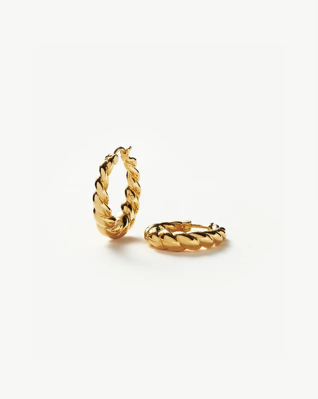 Women's Earrings – Elegant Designs for Every Personality--Twisted Tidal Medium Hoop Earrings | 18k Gold Plated Women's Earrings – Elegant Designs for Every Personality--Twisted Tidal Medium Hoop Earrings | 18k Gold Plated