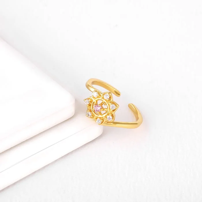 Chic Women's Rings for Fashion-Forward Looks-Golden Floral Magic Ring