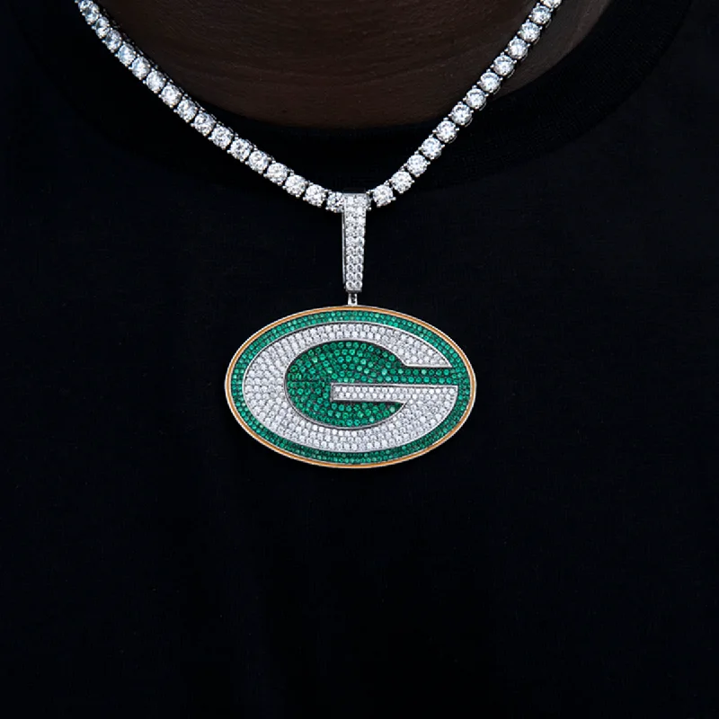 Affordable Charm Bracelets for Men-Green Bay Packers Official NFL Large Logo Pendant Affordable Charm Bracelets for Men-Green Bay Packers Official NFL Large Logo Pendant