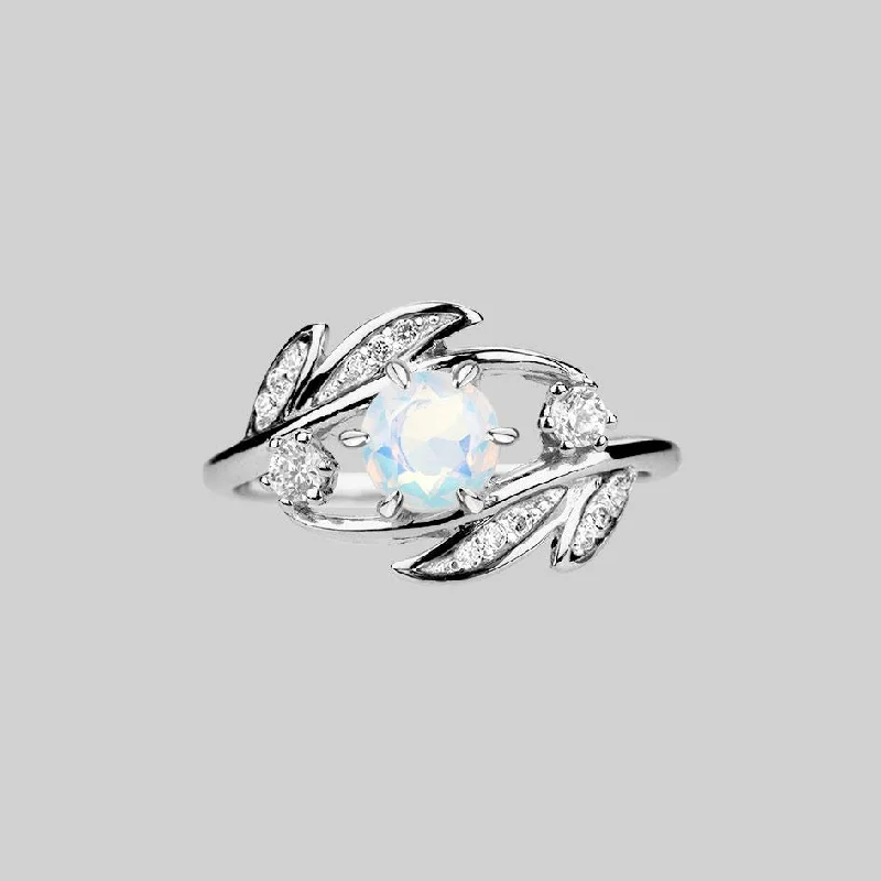 Chic Women's Rings for Fashion-Forward Looks-FAWN. Opal Silver Leaf Ring