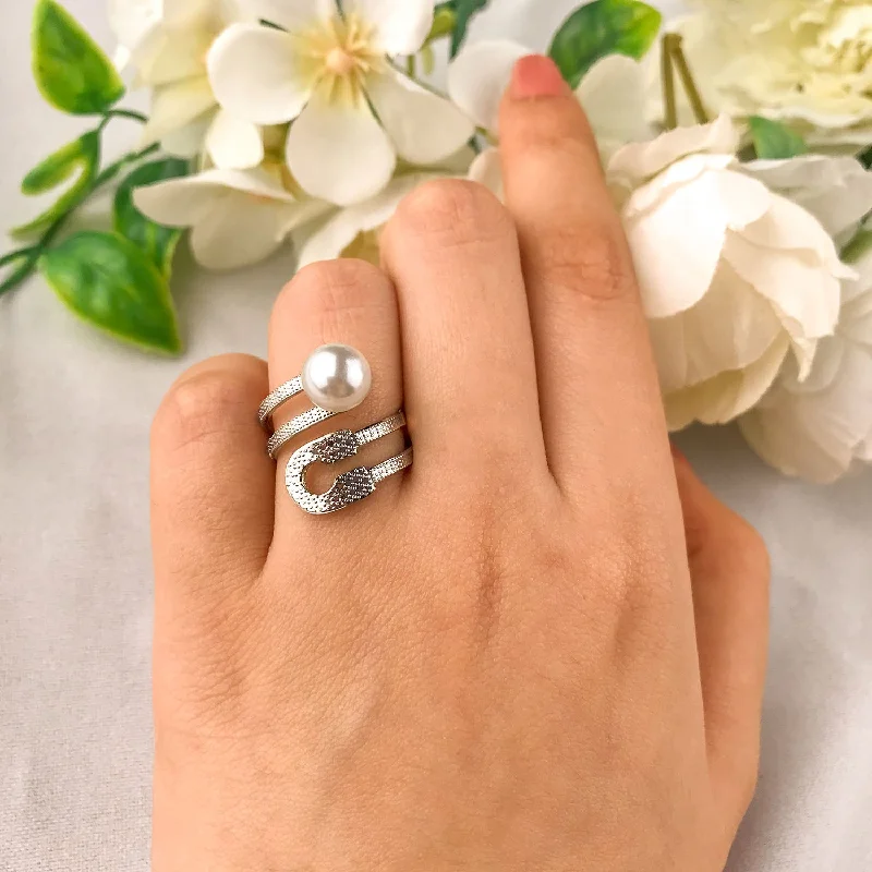 Shop Classic Women's  Necklaces & Pendants with a Modern Twist-Silver Clip Pearl Adjustable Ring