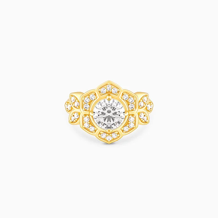 Chic Women's Rings for Fashion-Forward Looks-Golden Victorian Ring