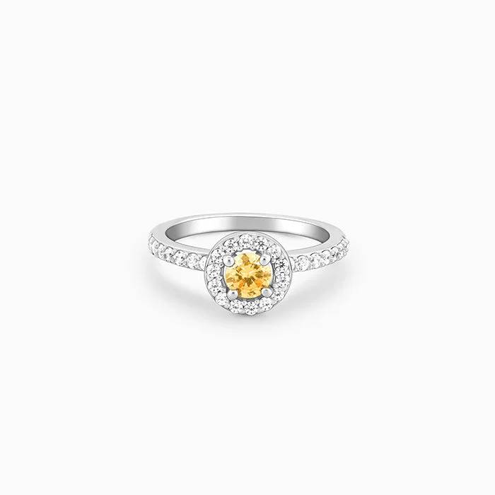 Chic Women's Rings for Fashion-Forward Looks-Silver Zenith Ring