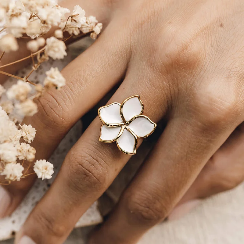 Chic Women's Rings for Fashion-Forward Looks-Flower Ring - Plumeria