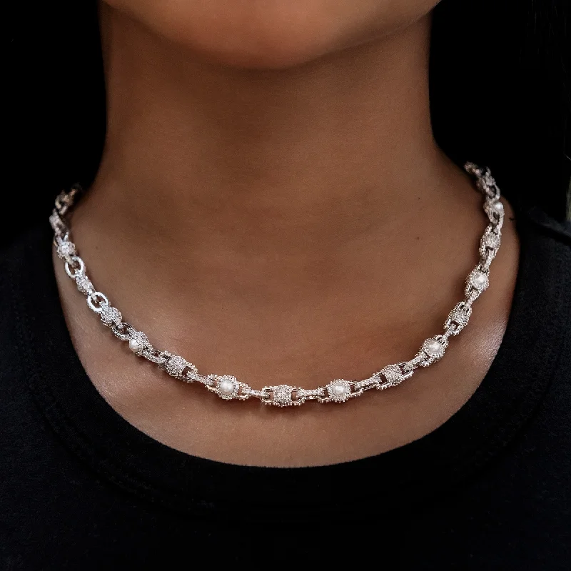 Shop Classic Women's Necklaces & Pendants with a Modern Twist-Iced Pearl Box Necklace Shop Classic Women's Necklaces & Pendants with a Modern Twist-Iced Pearl Box Necklace