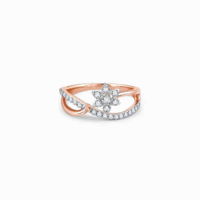 Chic Women's Rings for Fashion-Forward Looks-Rose Gold Daisy Dream Diamond Ring