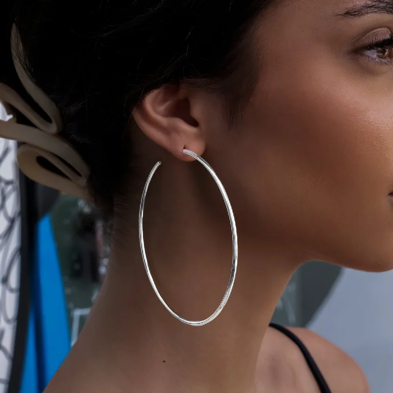Women's Earrings – Elegant Designs for Every Personality--Plain Hoop Earrings in White Gold Women's Earrings – Elegant Designs for Every Personality--Plain Hoop Earrings in White Gold